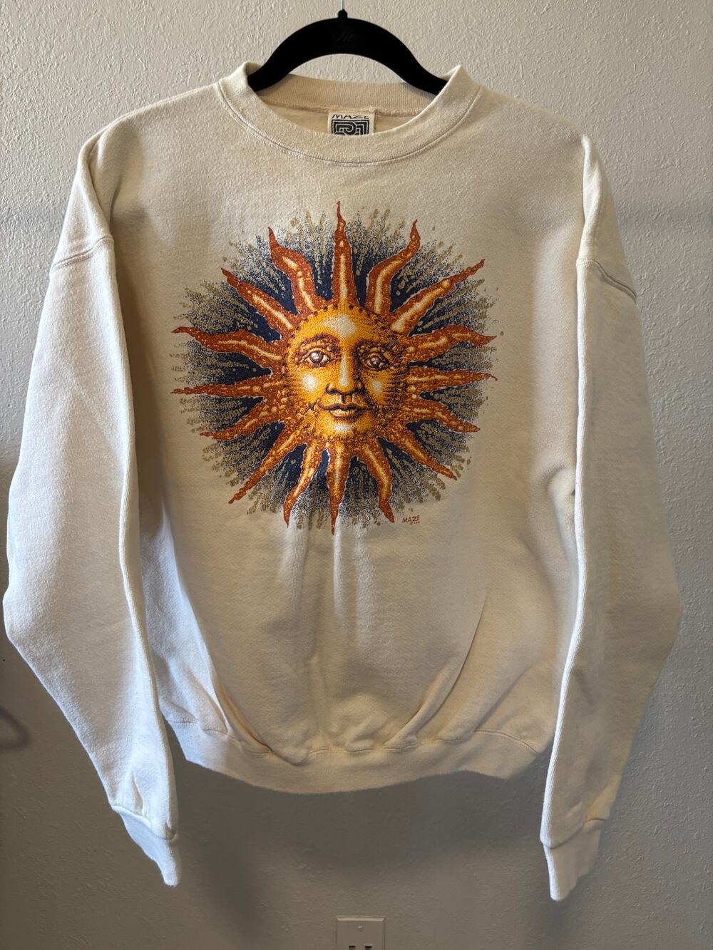 Vintage Maze Graphic Sweatshirt 1994 Size M